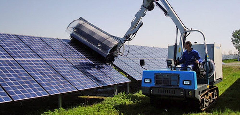 Roboklin 25 pre fotovoltaické parky