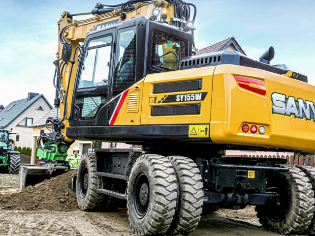 Kolesové rypadlo SANY SY155W
