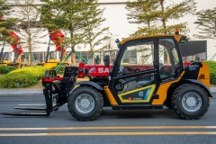 Teleskopický nakladač - TELEHANDLERS STH625