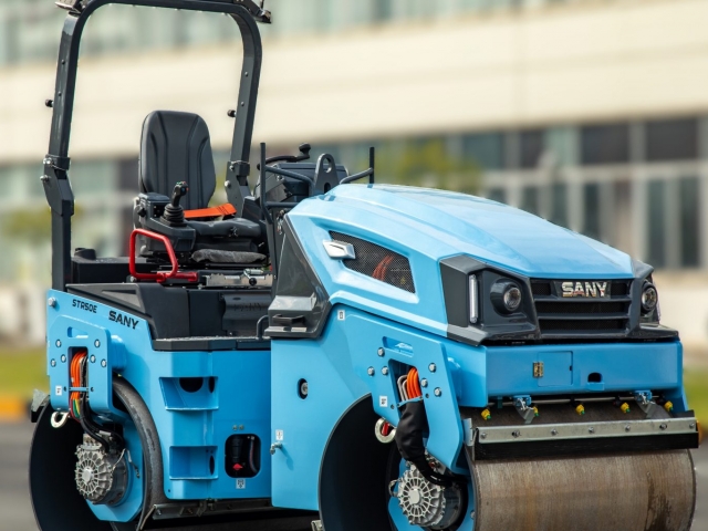 Tandemový elektrický valec SANY STR50-E